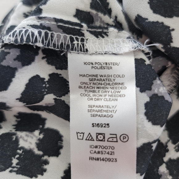 LOFT button down animal print blouse - Picture 5 of 7